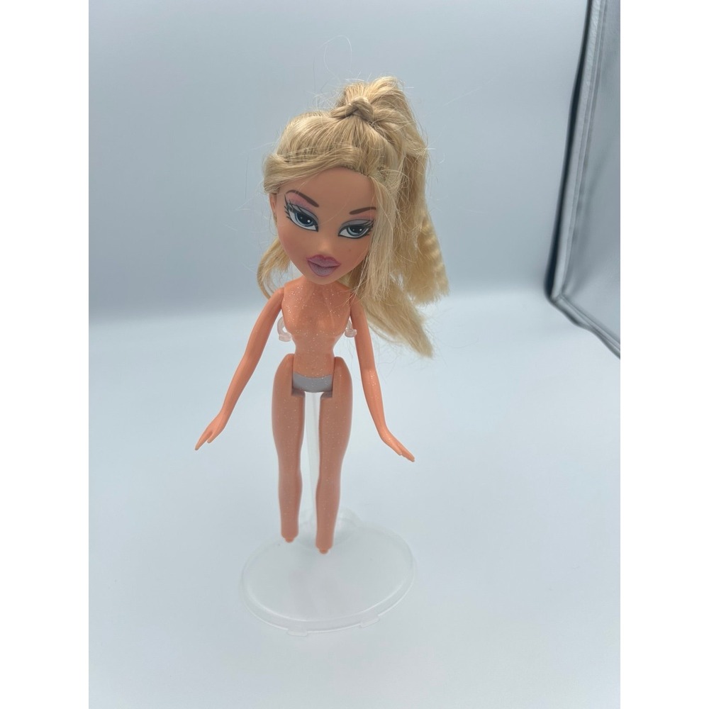 Bratz Funk n Glow Cloe fashion doll